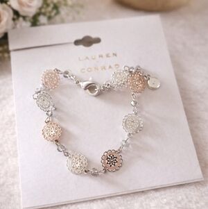 LC Lauren Conrad Floral Charm Bracelet – Silver & Cream